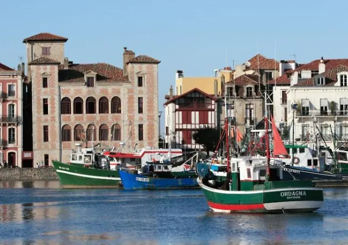 2 Pieces A 300m De La Grande - 2 A 5 Couchages Apartment Saint-Jean-de-Luz